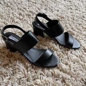 Steve Madden BRAND NEW black shoes